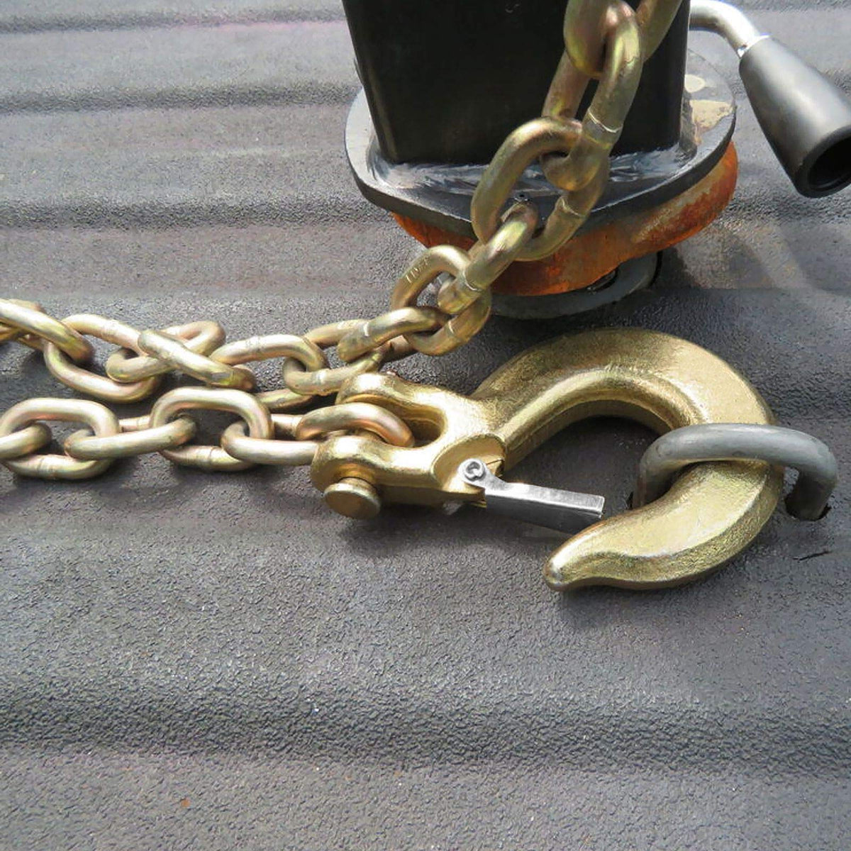 3/8 Inch Clevis Slip Hook with Safety Latch, 18000 Lb Capacity J585